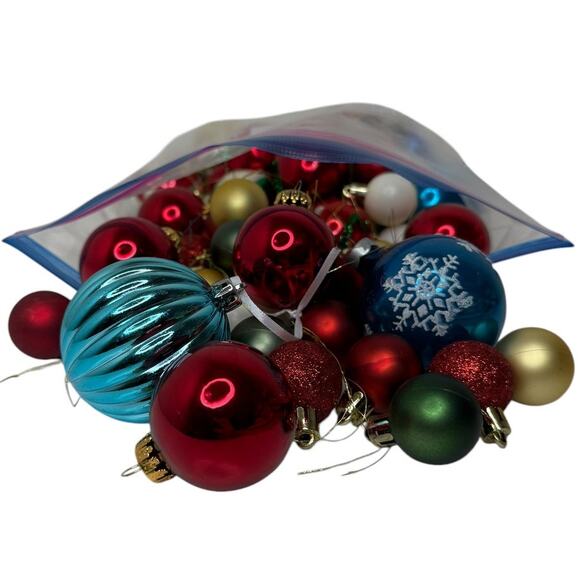 Gallon Size Bag of Random Ornaments For Crafting - Picture 5 of 5